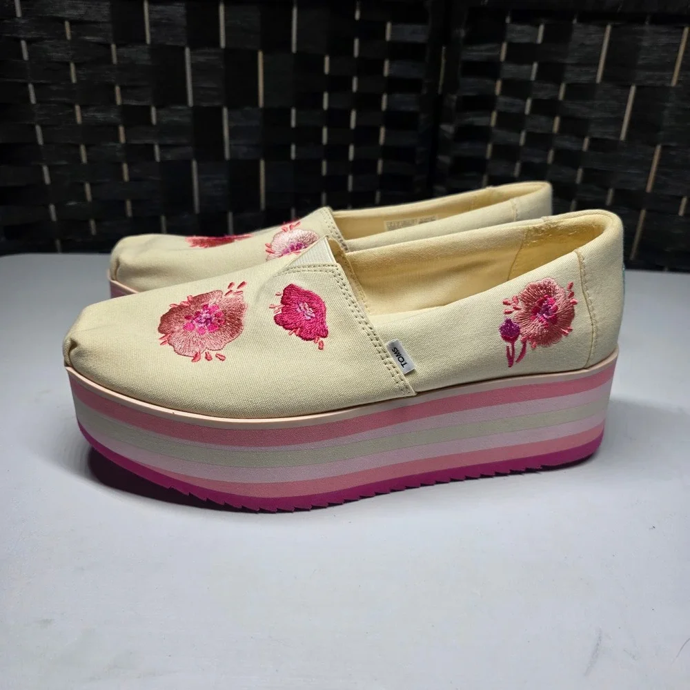 TOMS Alpargata Platform Pink Floral Embroidered Slip On Shoes Womens Size 8